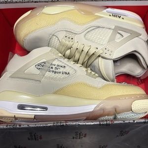Off-White x Wmns Air Jordan 4 Retro SP 'Sail'